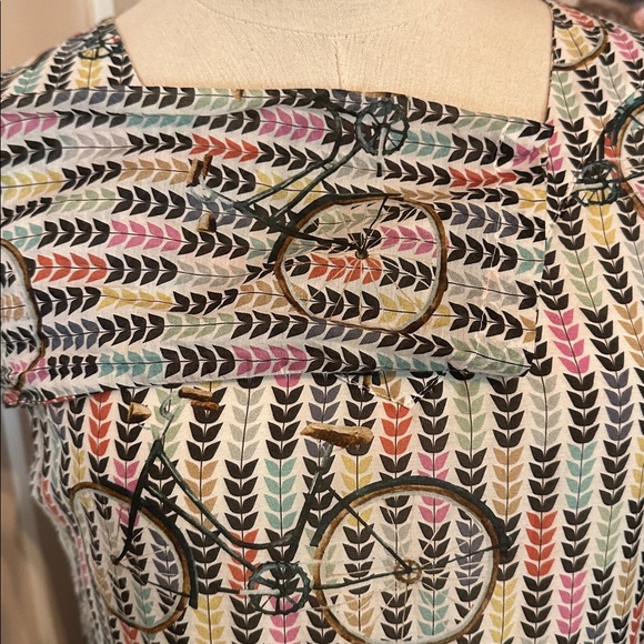 Vilagallo Multicolor Bike Pattern silk 3/4 sleeve vneck lined sheath 38/6 Dress - Picture 9 of 15